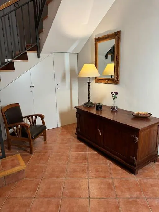 Casa Unifamiliar Con Piscina. Villa L'Armentera